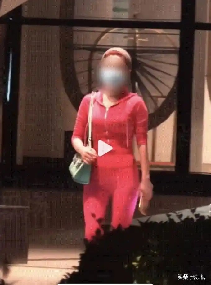 明星离婚有什么热点话题,_赵丽颖身体不适送医事件_娱乐圈张延离婚消息